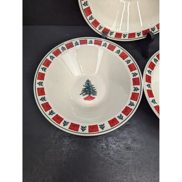 Folk Craft Holiday Stoneware Christmas Tree 7 3/4" Cereal Soup Bowl Lot of 3 - Picture 4 of 8